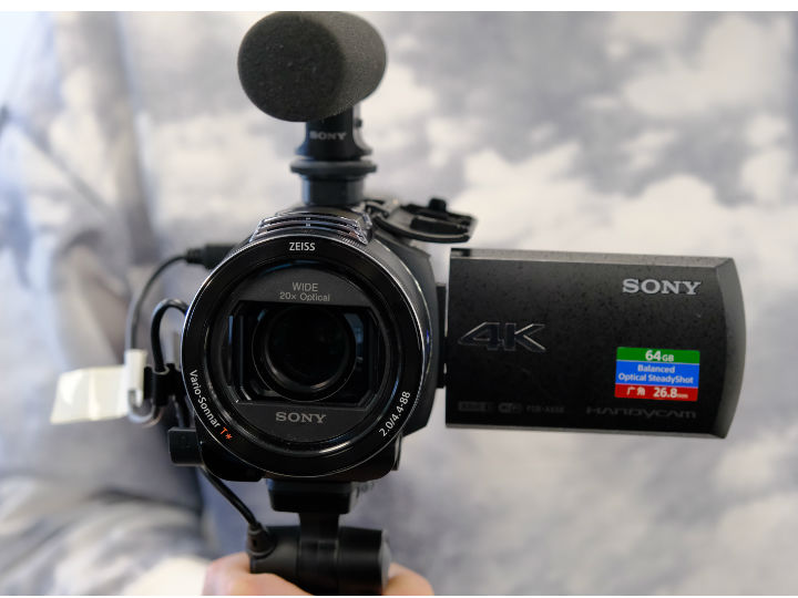 套装加成助力vlog拍摄 索尼ax60摄像机试用